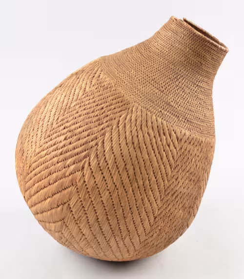 An Akalaka Vessel